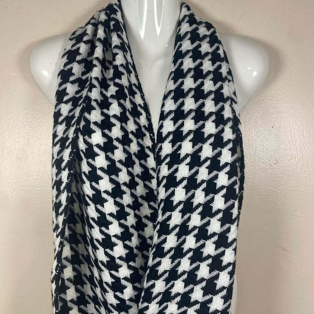 Women's multi-Scarf-wraps Black and white houndstooth infinity, wrap, scarf
